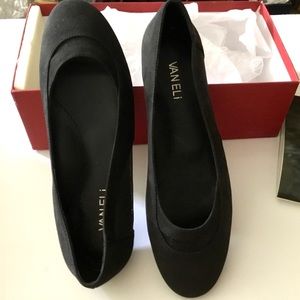 NOT FOR SALE. NIB Vaneli 7.5M Black Suede Leather & Mesh Flats